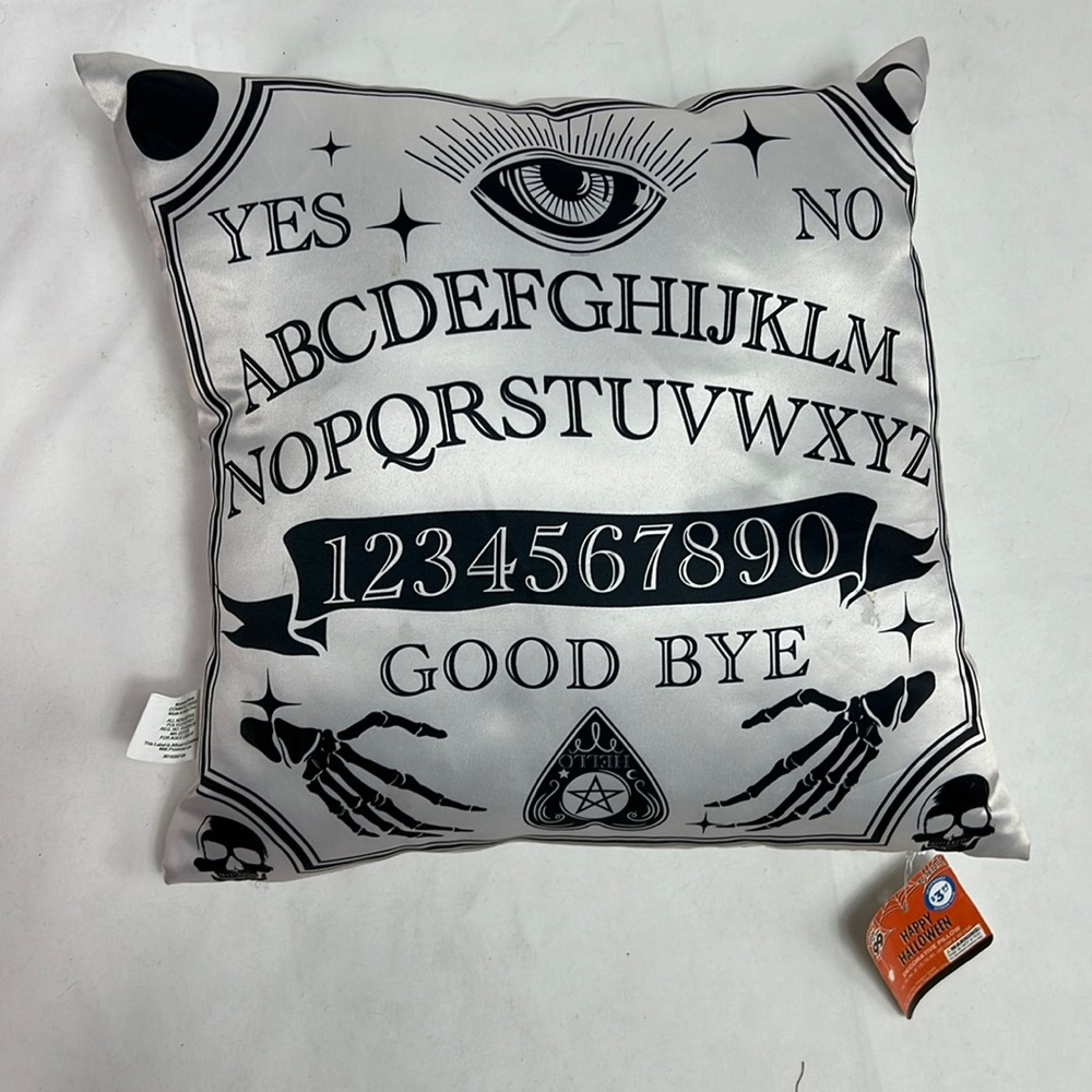 #2161 Happy Halloween Black & White Decorative Pillow | Size: OS